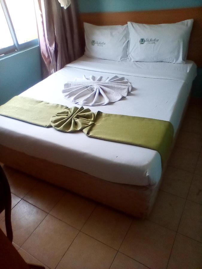 La Jardine Bed & Breakfast Nairobi Bagian luar foto