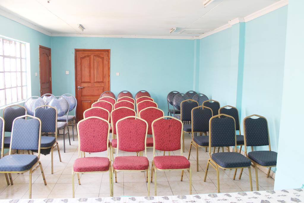 La Jardine Bed & Breakfast Nairobi Bagian luar foto